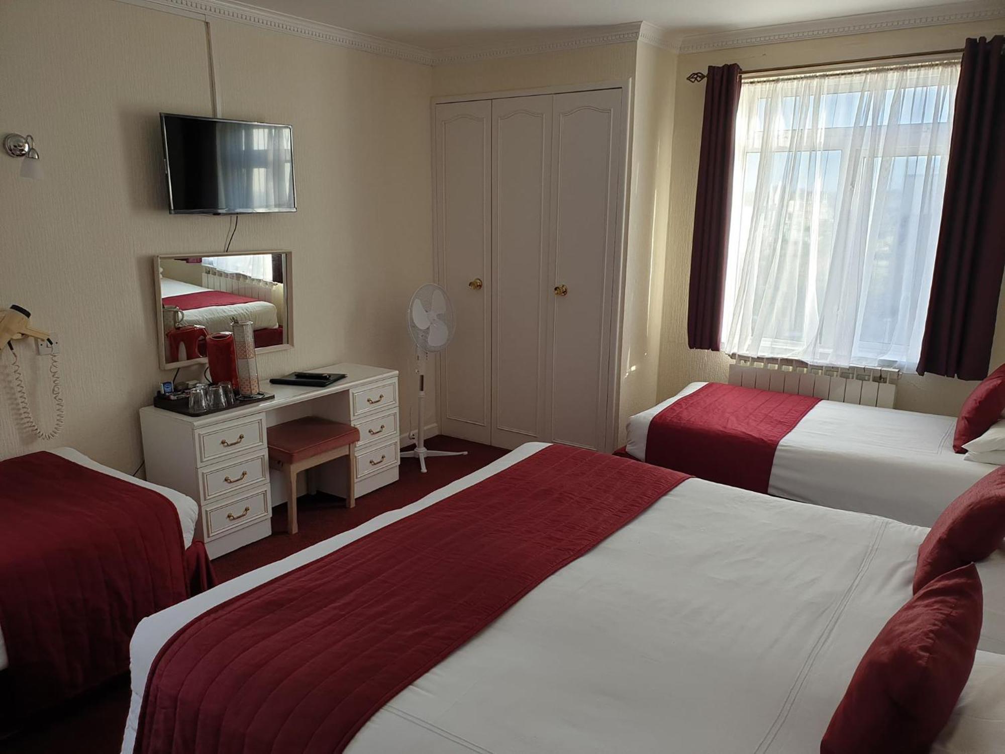 Marina Metro Hotel Saint Helier Quarto foto